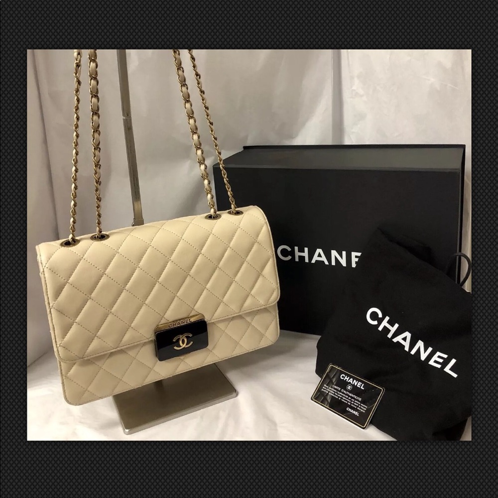 Chanel Beautiful Tan Lock Flap Quilted Sheepskin
